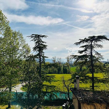Bed & Breakfast La Rondinella Cerasolo Екстер'єр фото