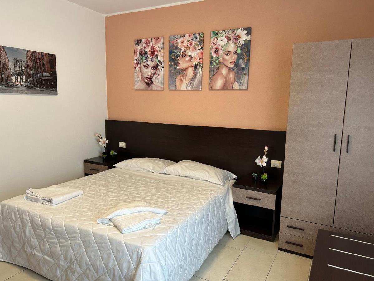 Bed & Breakfast La Rondinella Cerasolo Екстер'єр фото