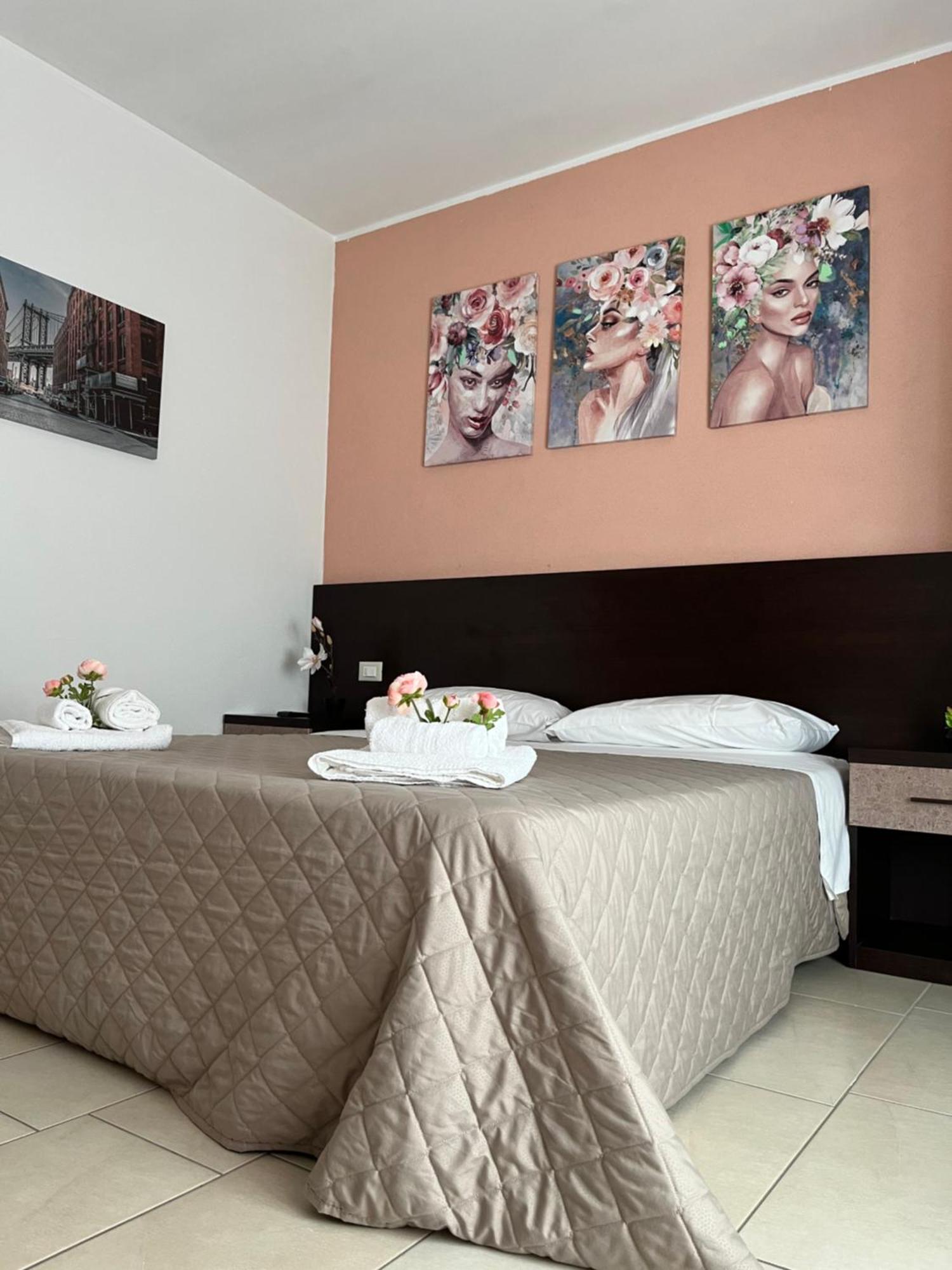 Bed & Breakfast La Rondinella Cerasolo Екстер'єр фото